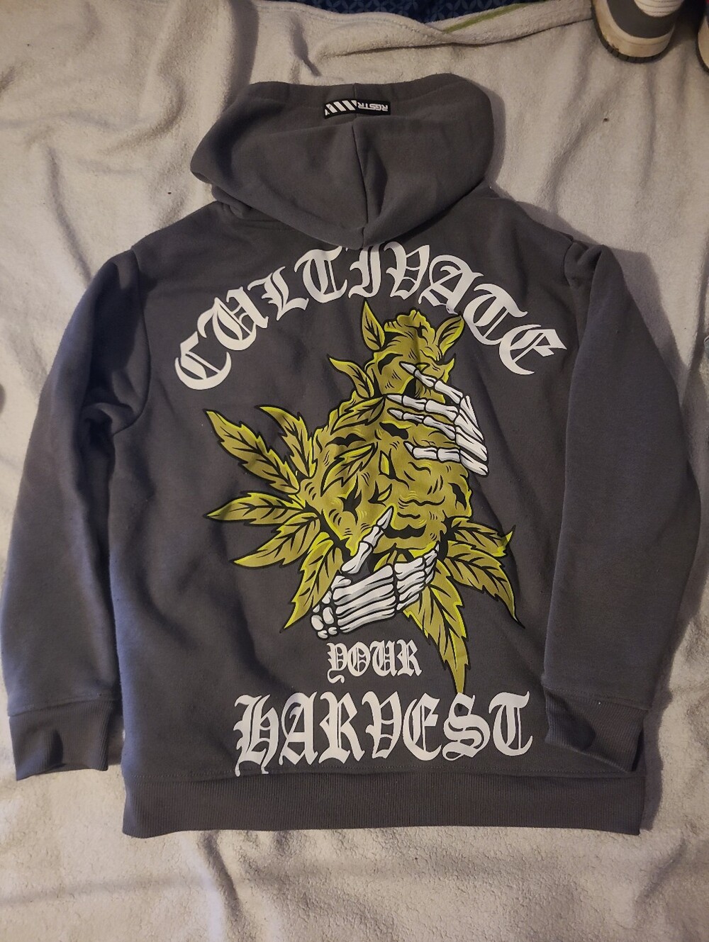 Size Small RGSTR dark grey streetwear pullover hoodie